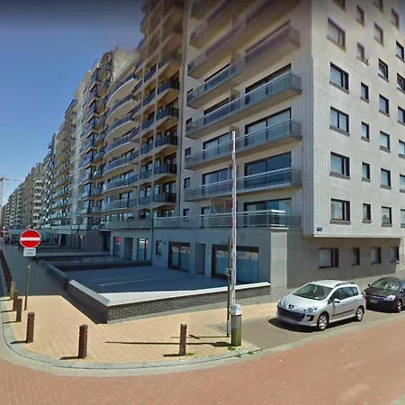 Luxueus Met Ruim Terras, Frontaal Zeezicht 4 A 5 Personen Blankenberge